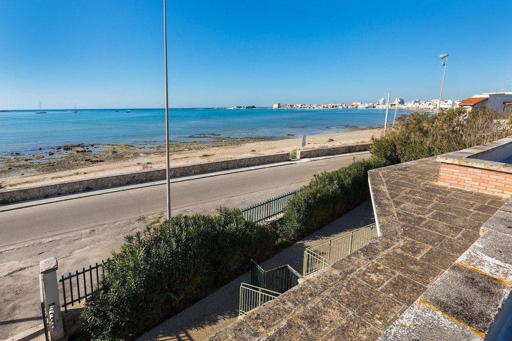 Beach/ocean view