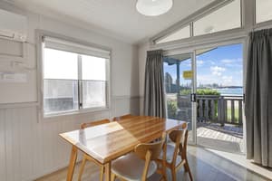thumbnail: In-room dining