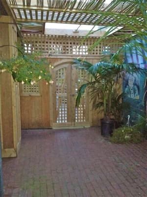 thumbnail: Terrace/patio