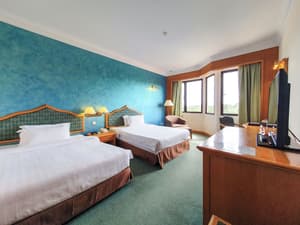 thumbnail: Room