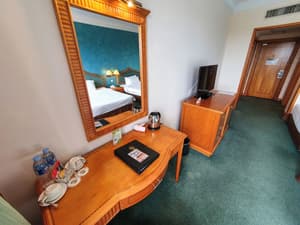 thumbnail: Room