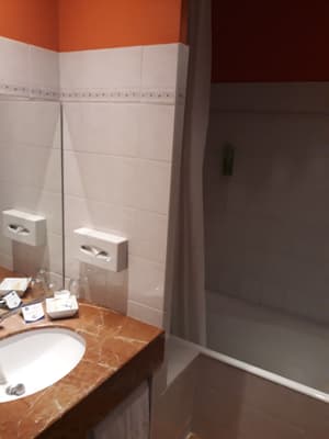 thumbnail: Bathroom