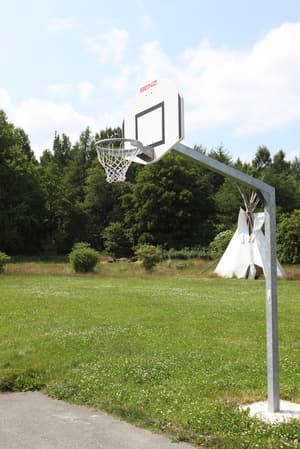 thumbnail: Basketball court