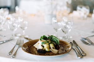 thumbnail: Dining