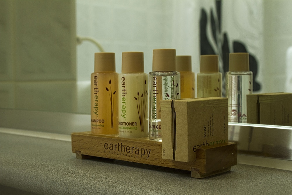 Bathroom amenities