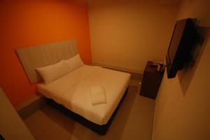 thumbnail: Room