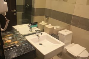 thumbnail: Bathroom