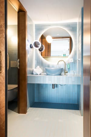thumbnail: Bathroom