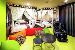 thumbnail: Room