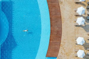 thumbnail: Outdoor pool