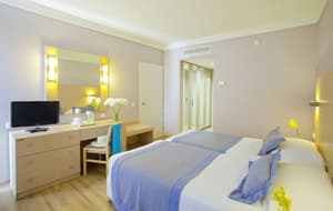 thumbnail: Room
