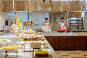 thumbnail: Restaurant