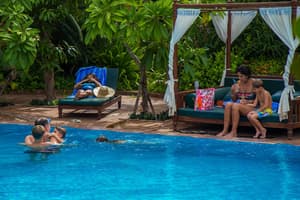 thumbnail: Pool