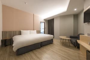 thumbnail: Room