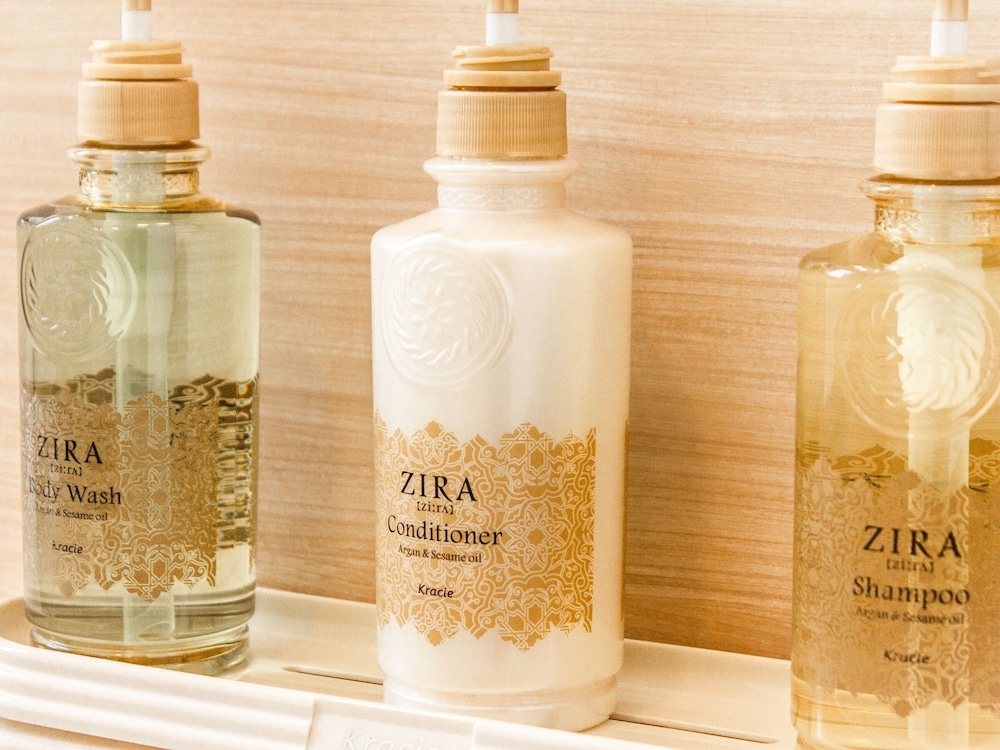 Bathroom amenities