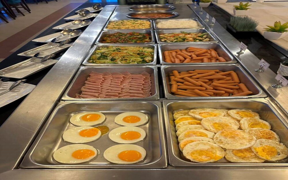 Breakfast buffet