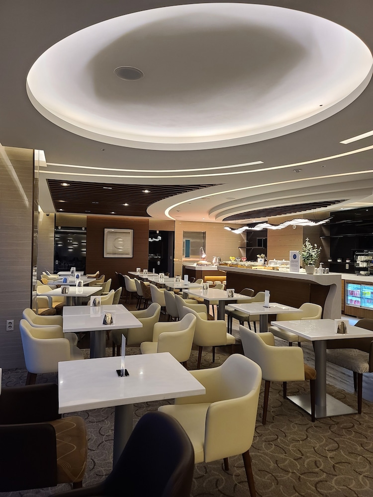 Executive lounge