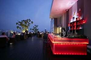 thumbnail: Bar (on property)