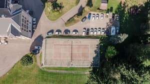 thumbnail: Tennis court