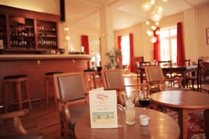 thumbnail: Bar (on property)