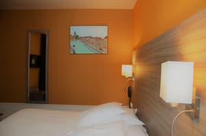thumbnail: Room