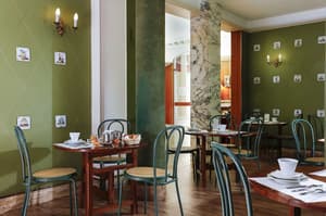 thumbnail: Breakfast area