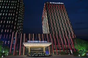 thumbnail: Exterior