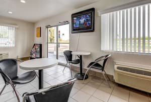 thumbnail: Lobby sitting area
