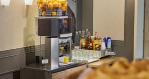 thumbnail: Breakfast area