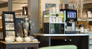 thumbnail: Breakfast area