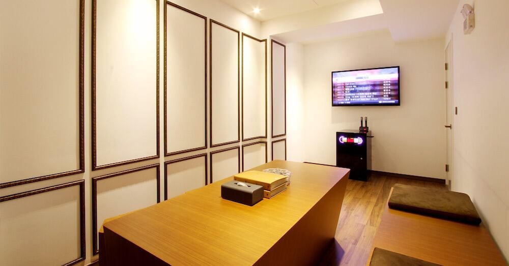 Room amenity