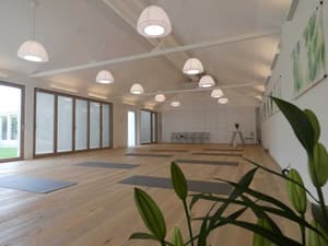 thumbnail: Interior