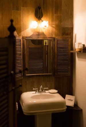 thumbnail: Bathroom sink