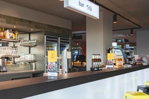 thumbnail: Bar (on property)