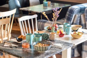 thumbnail: Breakfast area