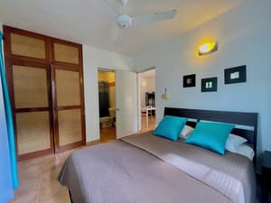 thumbnail: Interior