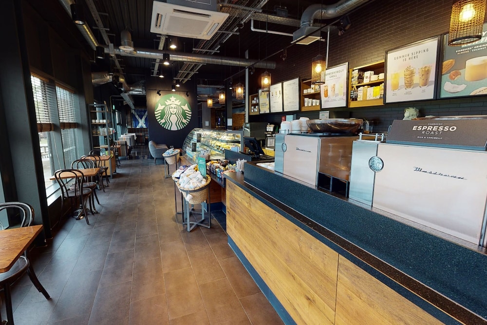 Coffee shop