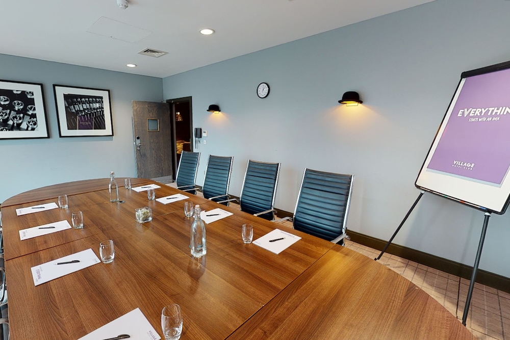Meeting facility