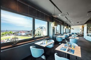 thumbnail: Restaurant