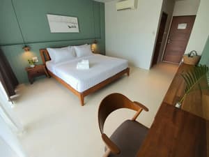 thumbnail: Room