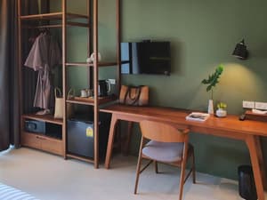 thumbnail: Room