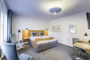 thumbnail: Interior