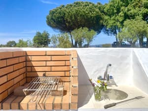 thumbnail: Sundeck