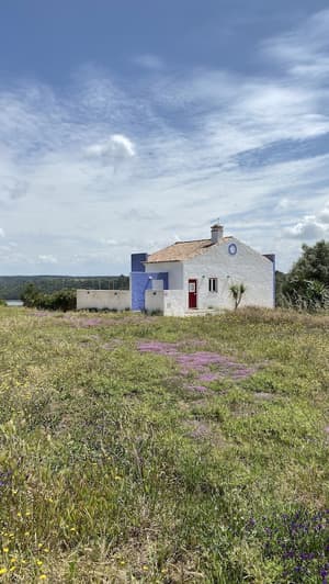 thumbnail: Front of property