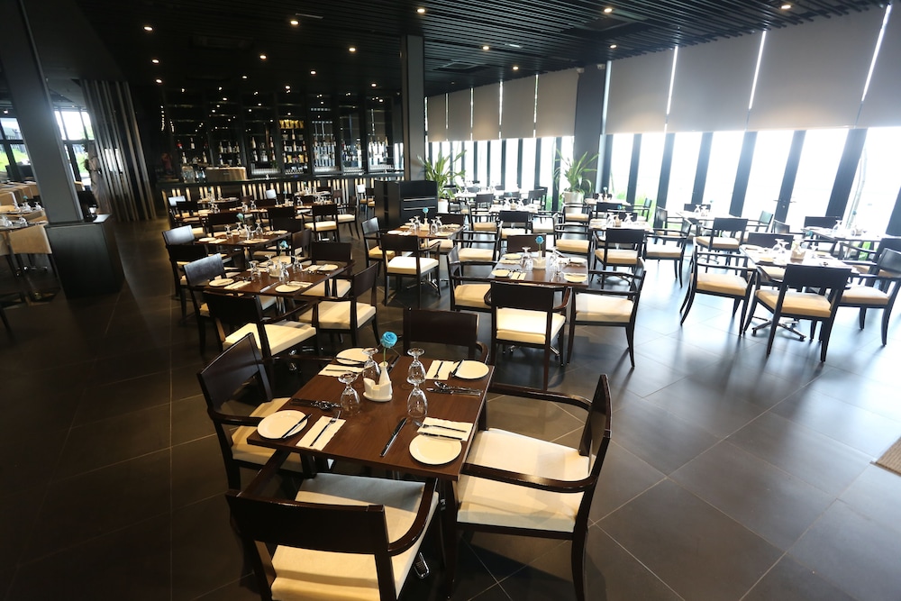 Restaurant-cafeteria