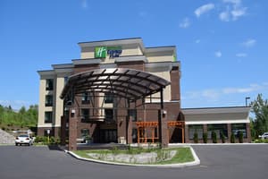 thumbnail: Exterior