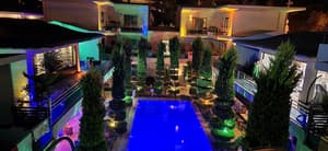 thumbnail: Exterior