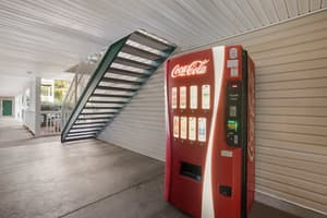thumbnail: Vending machine