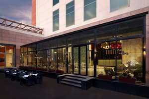 thumbnail: Restaurant