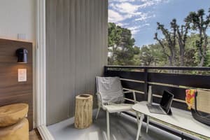 thumbnail: Balcony